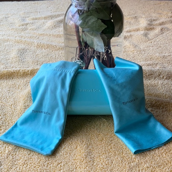 ? TIFFANY & CO. SUNGLASS CASE & POUCH & CLOTH ? main image 15